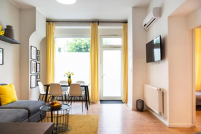J.V Ku'damm 2 BR style apartment +A/C&rain-shower